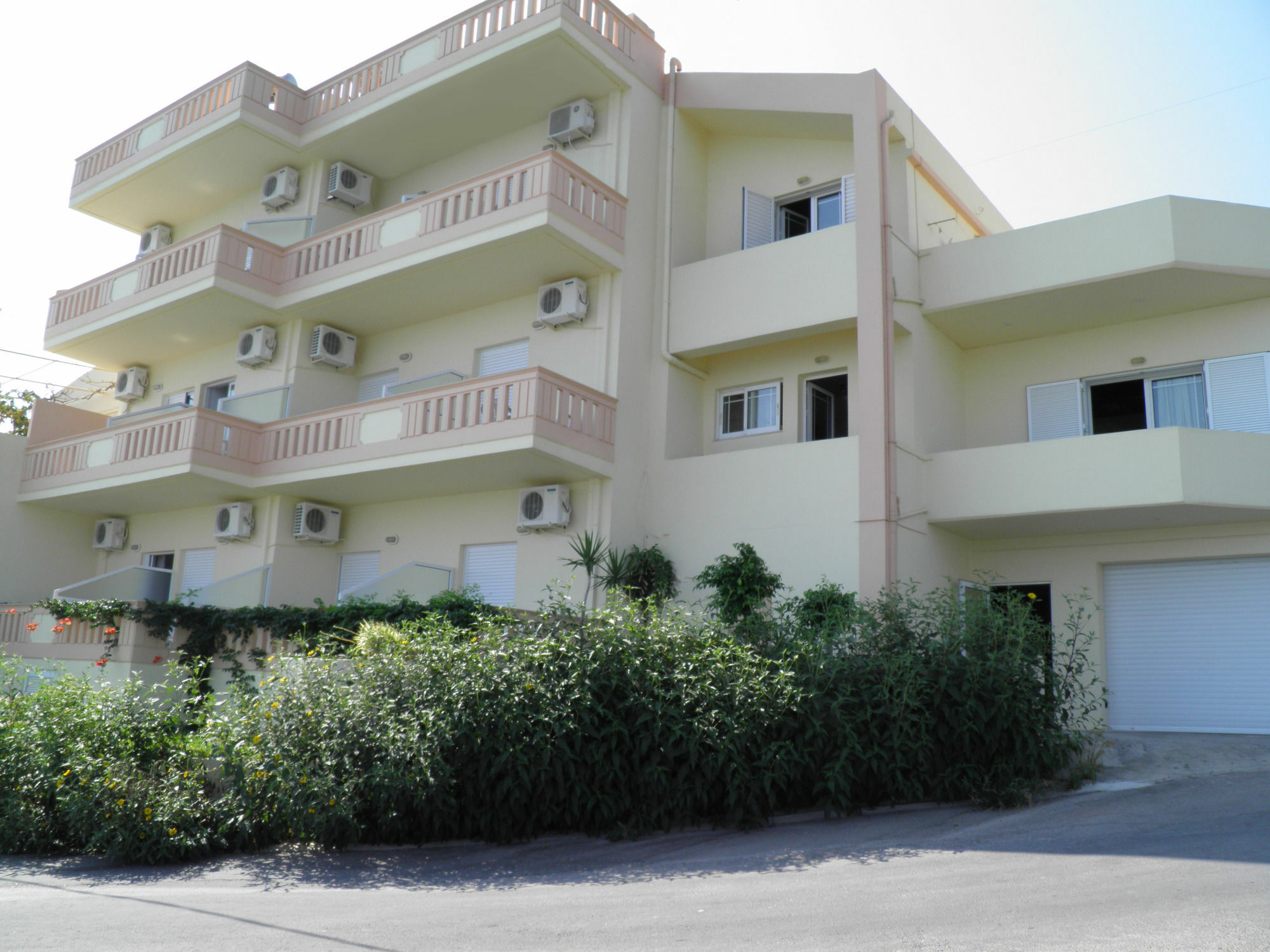 Christi Apartments Kalyves Exterior foto